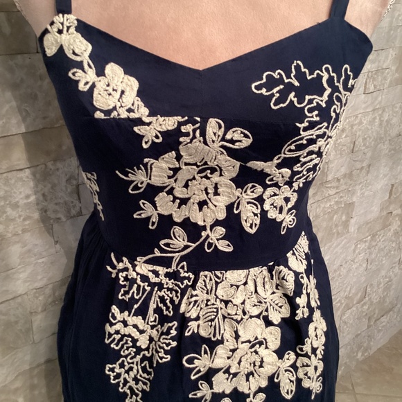 J. Crew Mirabel Garden Lawn Navy Cotton Embroidered Drss - Picture 3 of 10